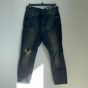 listing-status-banner